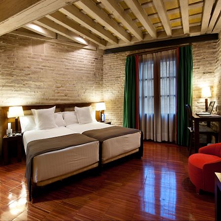 Abad Toledo Hotel Стая снимка