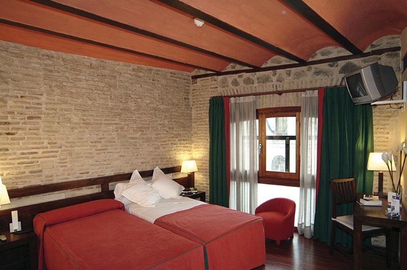 Abad Toledo Hotel Екстериор снимка