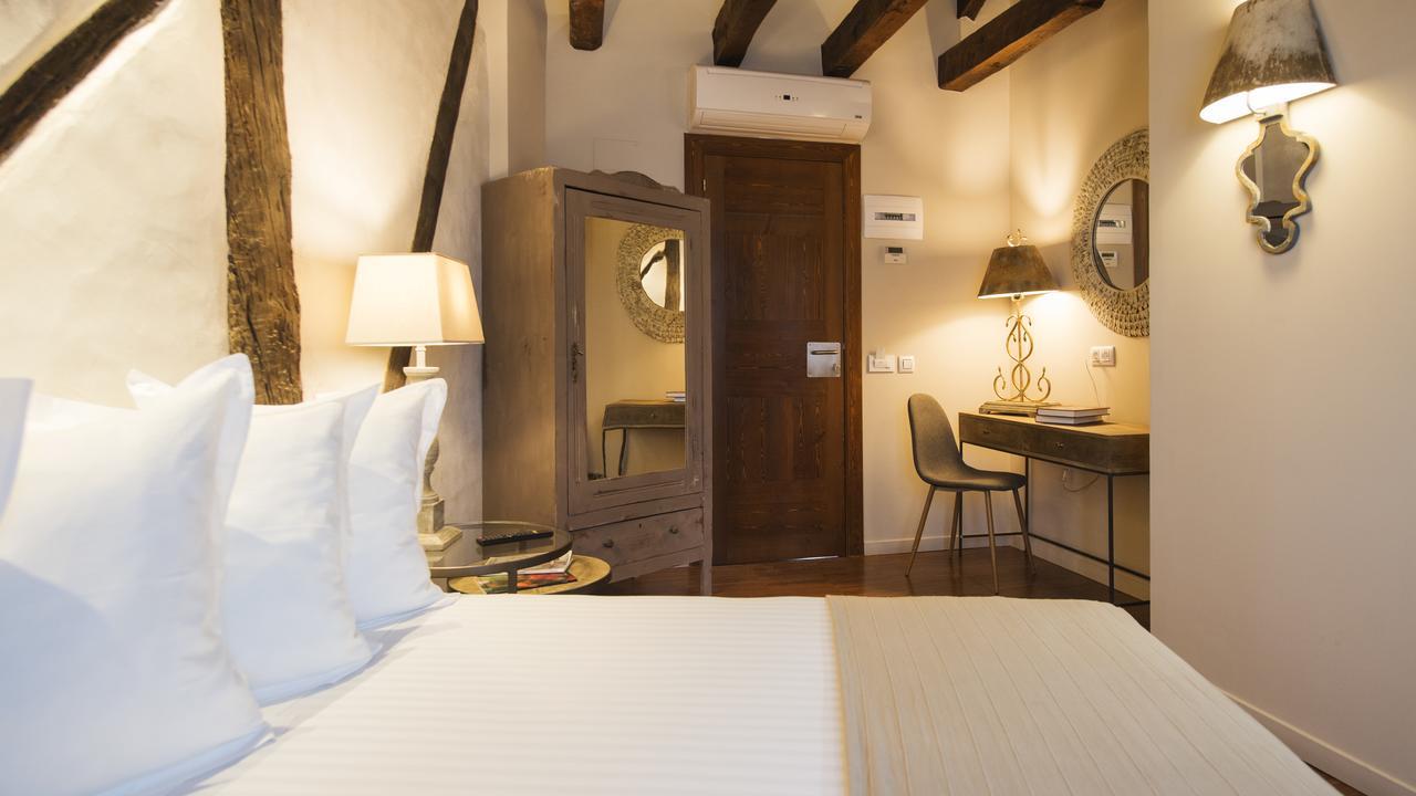 Abad Toledo Hotel Екстериор снимка